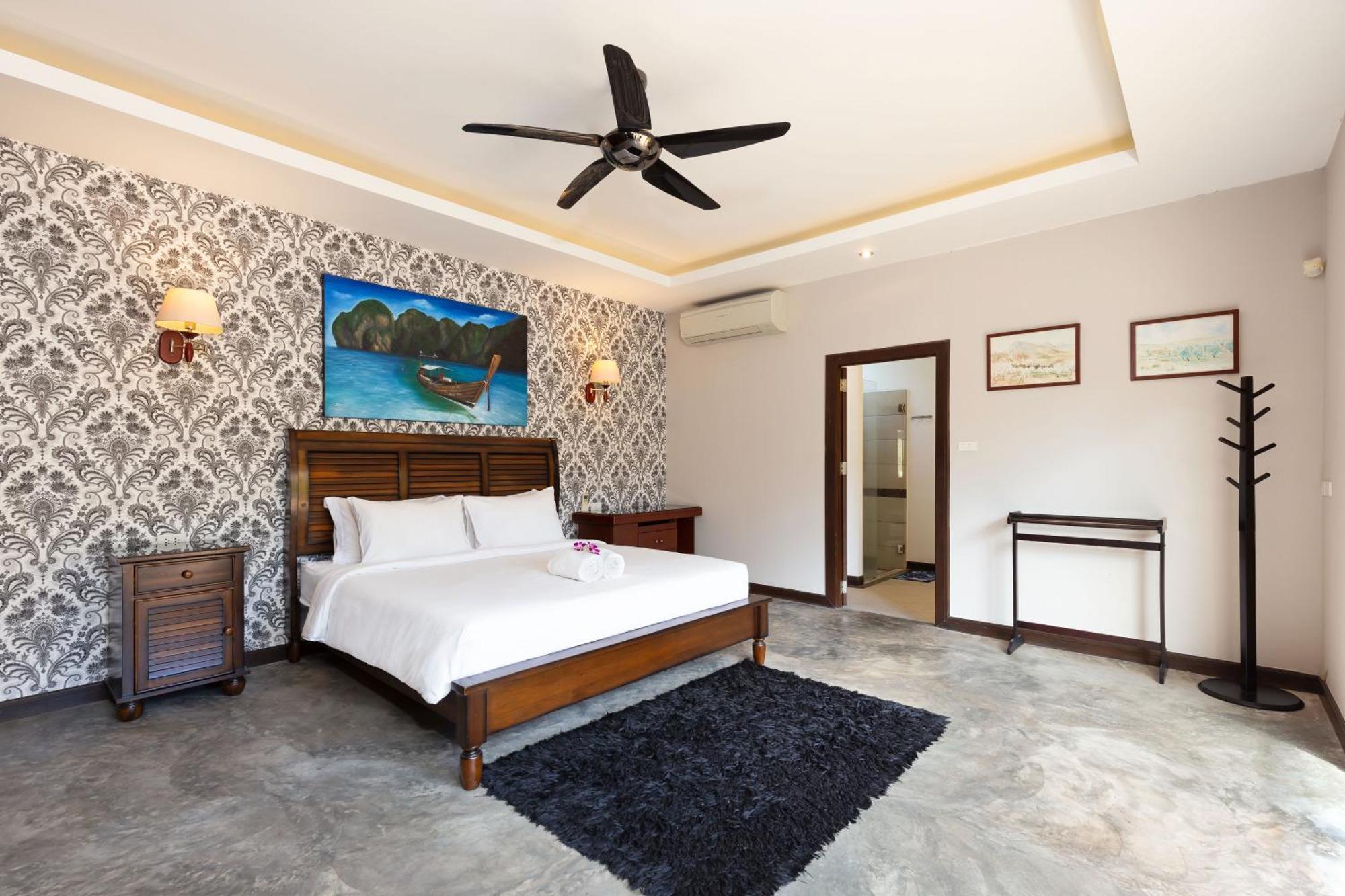 Extraordinary Courtyard 6Br Pool Villa Sri Suri, Naiharn Rawai Dış mekan fotoğraf
